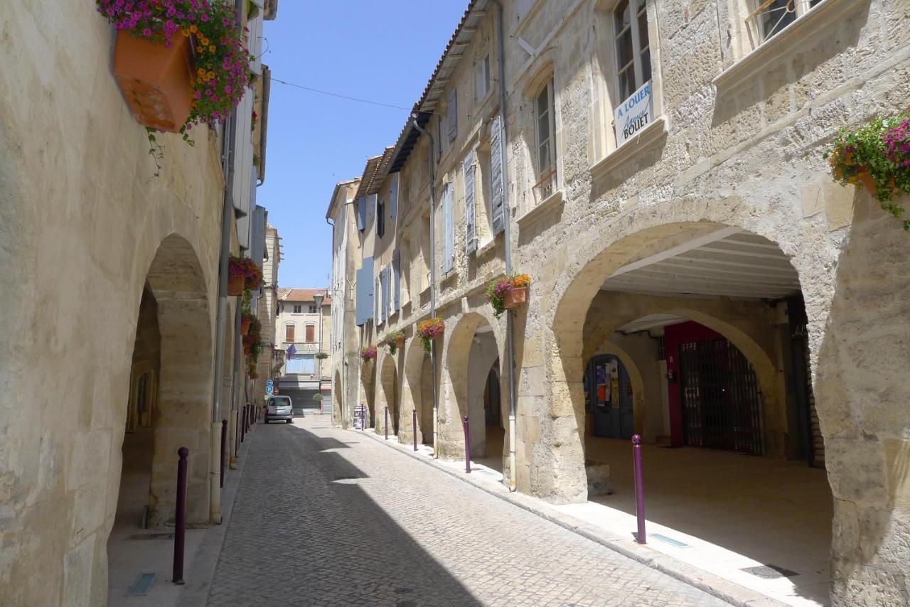 Maison Le Neuf 塔拉斯孔 外观 照片